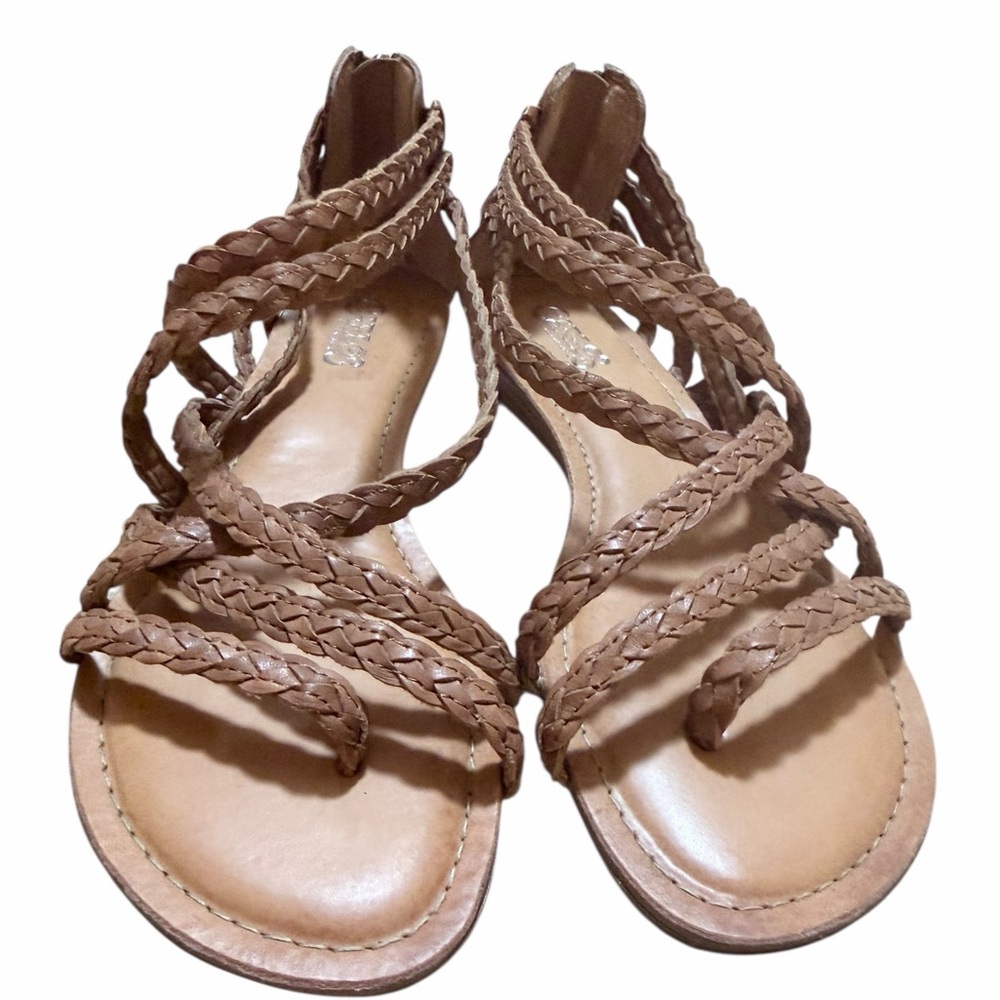 🌼🌟NWOT Carlos Santana Braided Tan Sandals